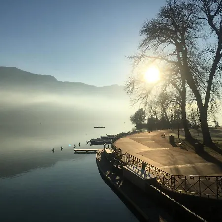 Vieil Annecy- L'edelweiss- Annecy